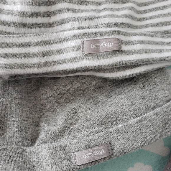 BabyGap Bear Hats - Picture 2 of 2